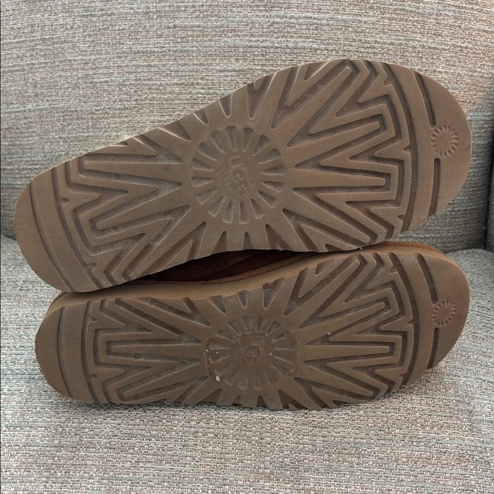 Ugg Mini Bailey Logo Strap Boots‎ Chestnut Tan Brown Women’s size 7